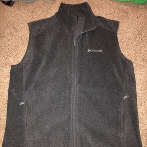 NEVER WORN COLUMBIA MENS VEST